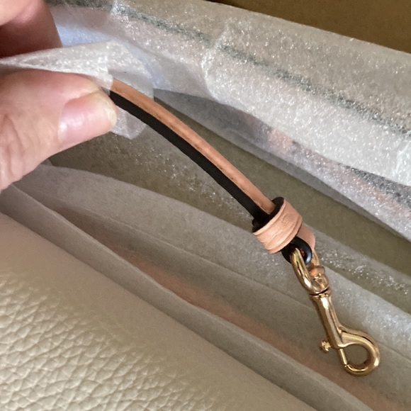 COPY - 💕Coach gift box set 💕 - Picture 13 of 15